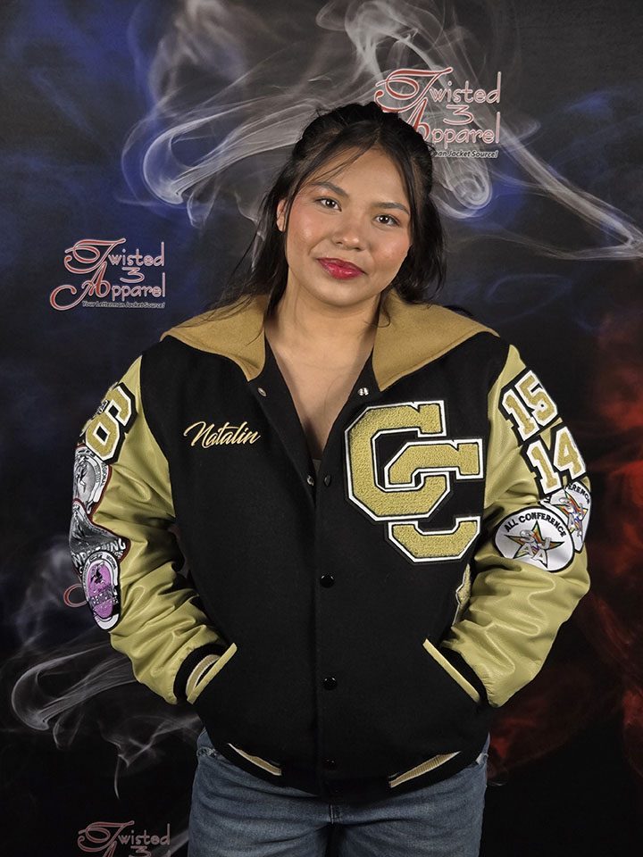 Cesar Chavez High - Hout - Image 3